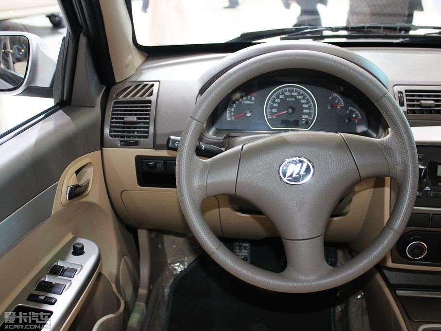 2012������520i 