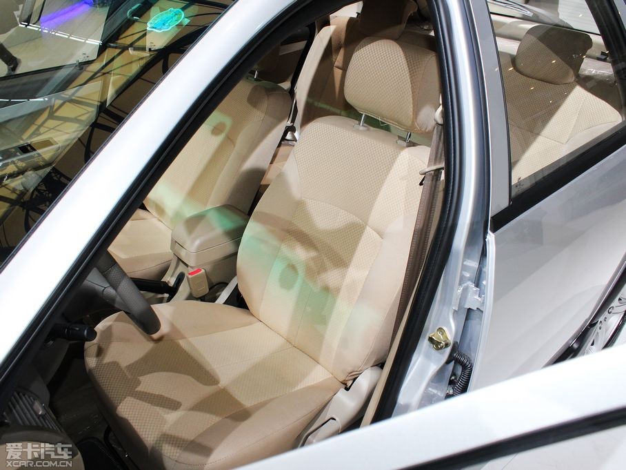 2012������520i 