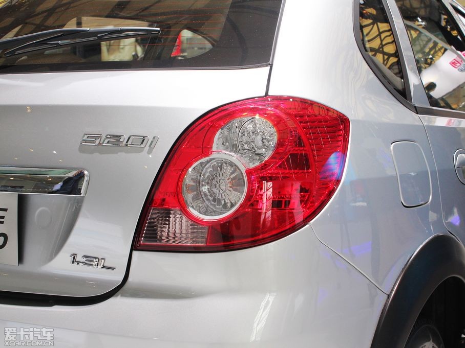 2012������520i 