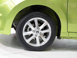 2013̩Z100 Ϻ܇չ