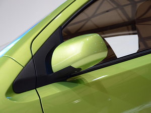 2013̩Z100 Ϻ܇չ