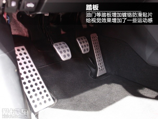 全新马自达3