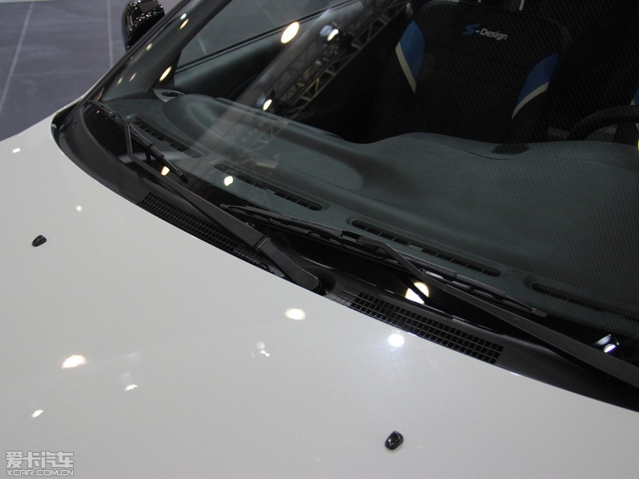 2012�������{ɪ 