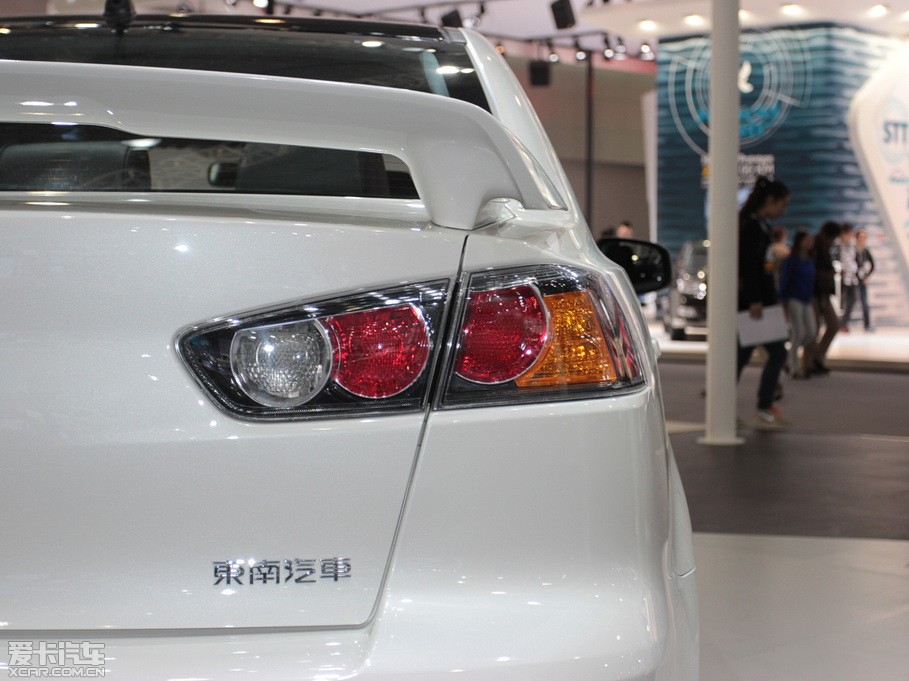 2012�������{ɪ 