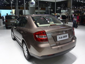 2013SX4 S-CROSS Ϻ܇չ