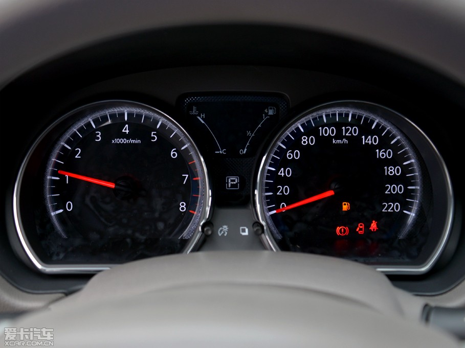 2014��ꖹ� 1.5XV CVT���F��