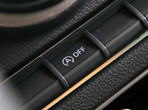 奧迪2014款?yuàn)W迪A3三廂