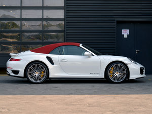 2014Turbo Cabriolet w^