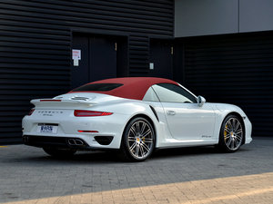 2014Turbo Cabriolet w^