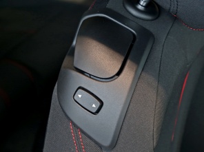 寶馬2014款寶馬2系