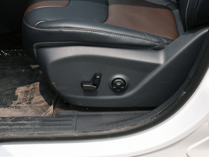 2015款Jeep自由光精英版