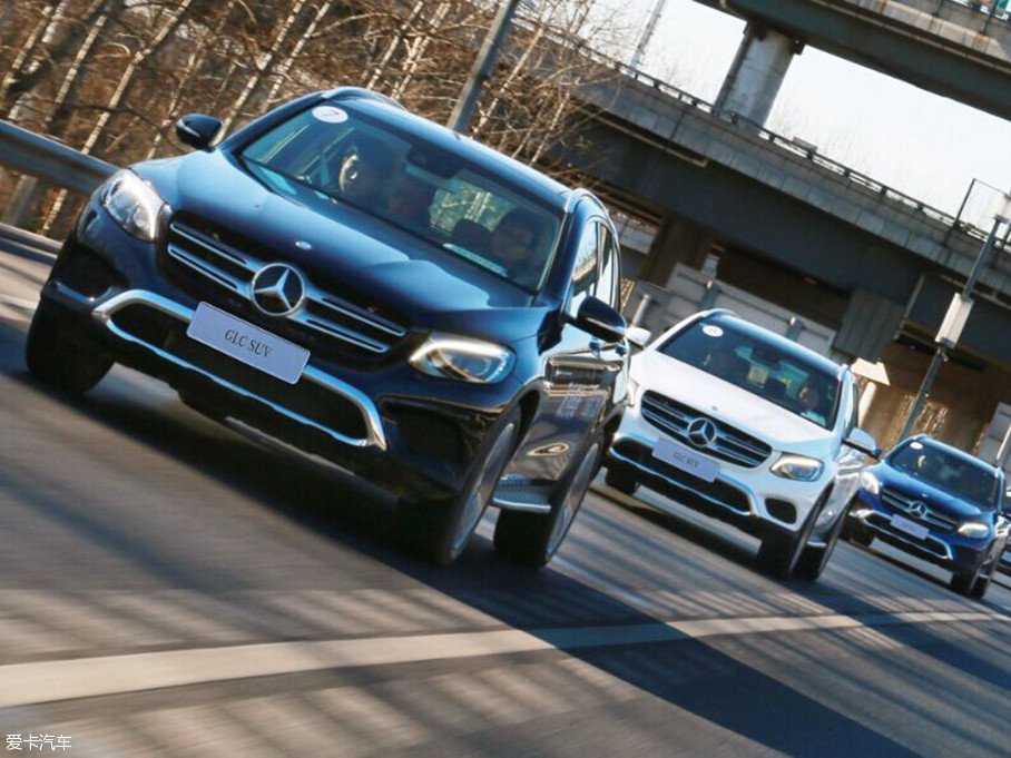 124գΪӢۡ÷˹GLC SUVƷڱϺȶԼСԷ˸չȫ÷˹GLC SUV