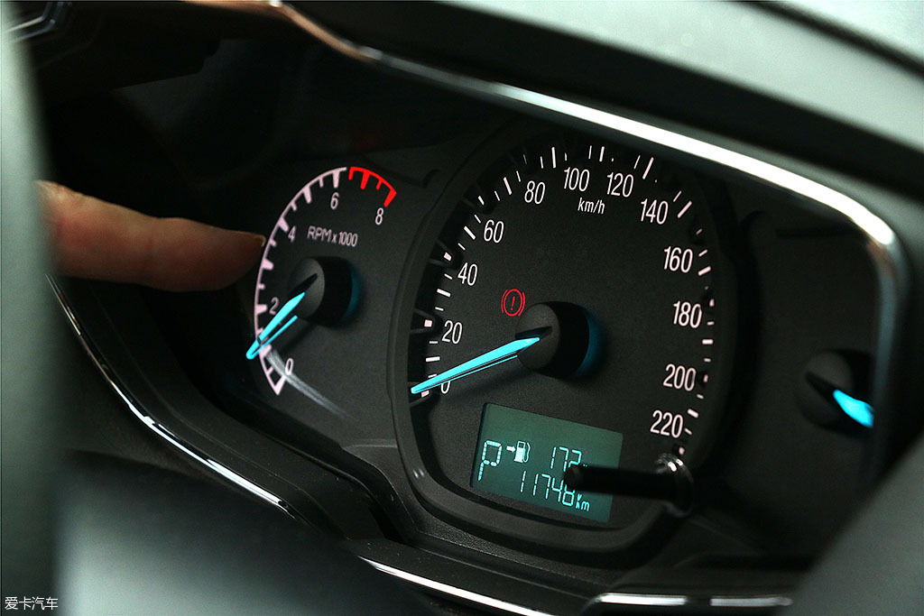 長安福特2015款福睿斯