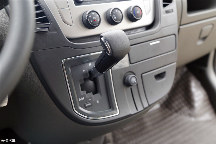 上汽大通2017款上汽大通V80