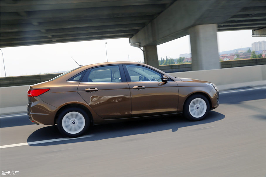 長安福特2017款福睿斯