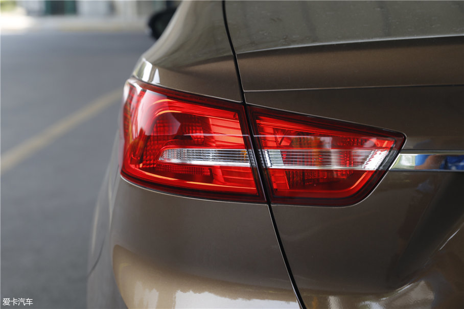 長安福特2017款福睿斯