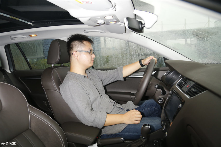 上汽斯柯达2018款明锐旅行车