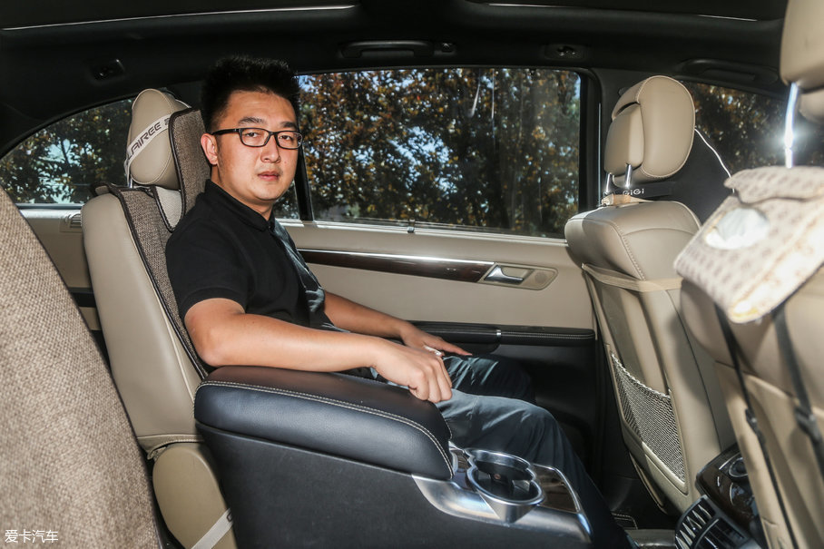 這款旅行車不一樣 奔馳R-Class車主采訪