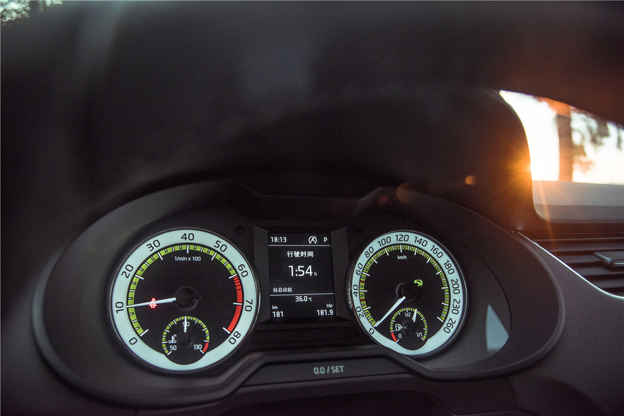 X跨界明锐旅行车
