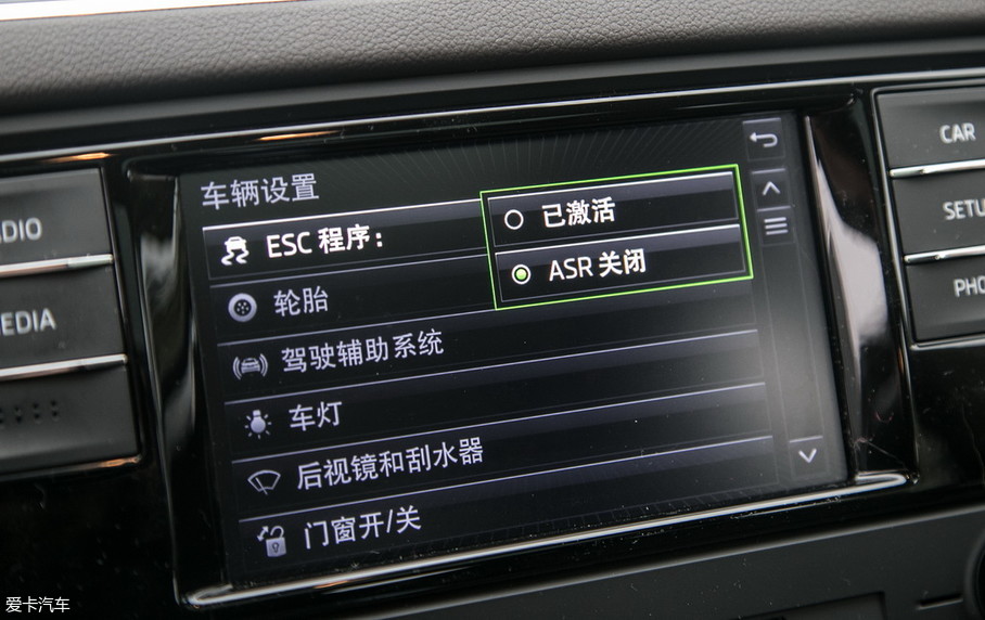 明锐对比卡罗拉