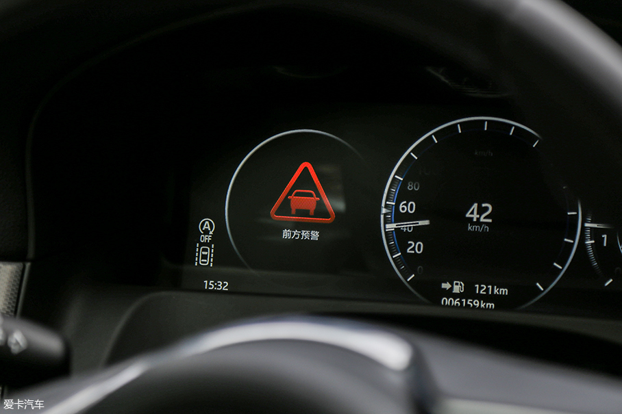 捷豹XFL長測(cè)