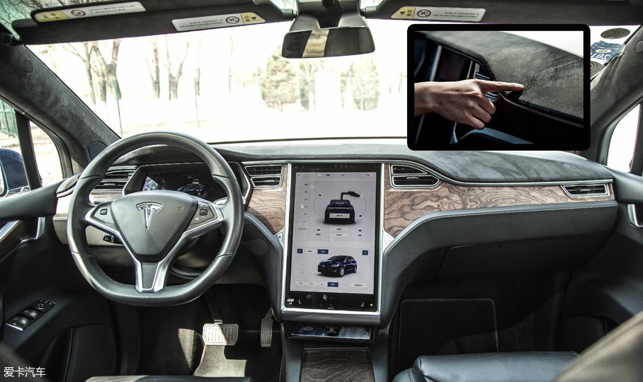 林肯領航員對比特斯拉