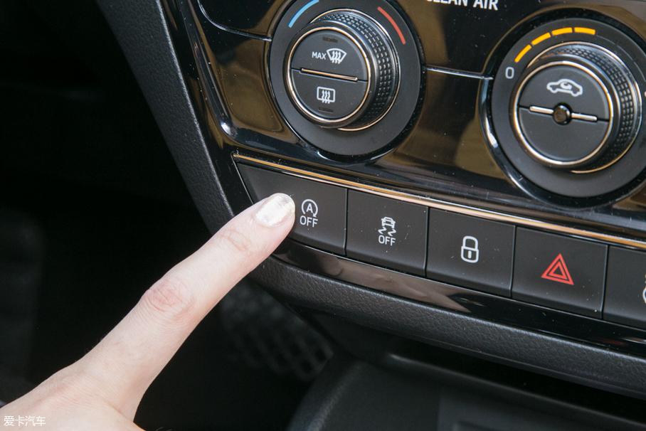 柯米克移動(dòng)化妝間