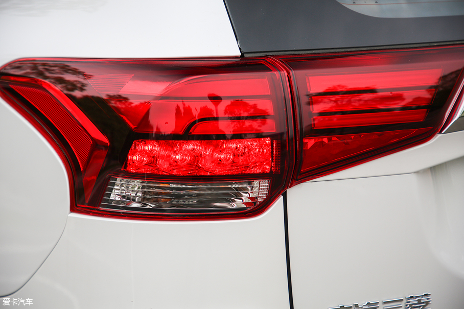 廣汽三菱2019款歐藍德