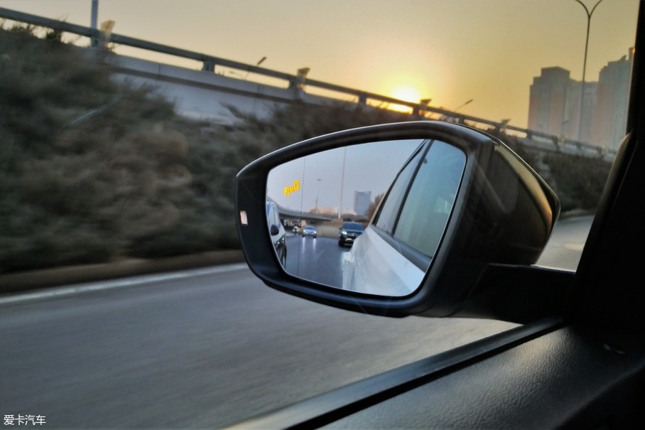 探歌長(zhǎng)測(cè)