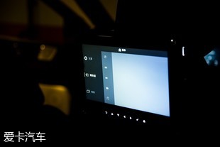 林肯領航員對比特斯拉