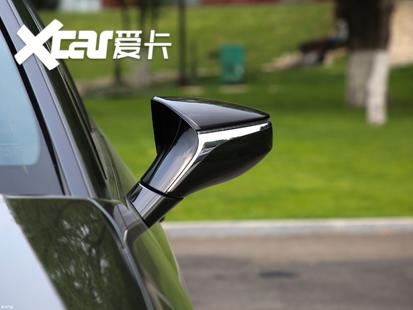 雷克薩斯UX 外觀