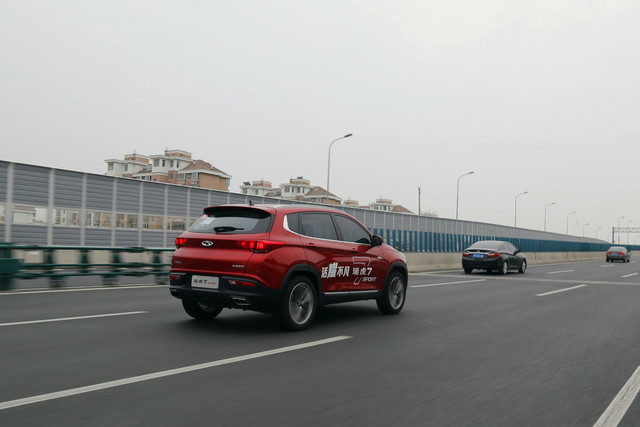 奇瑞汽车2017款瑞虎7