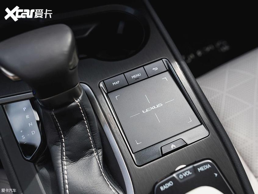 雷克薩斯UX 配置