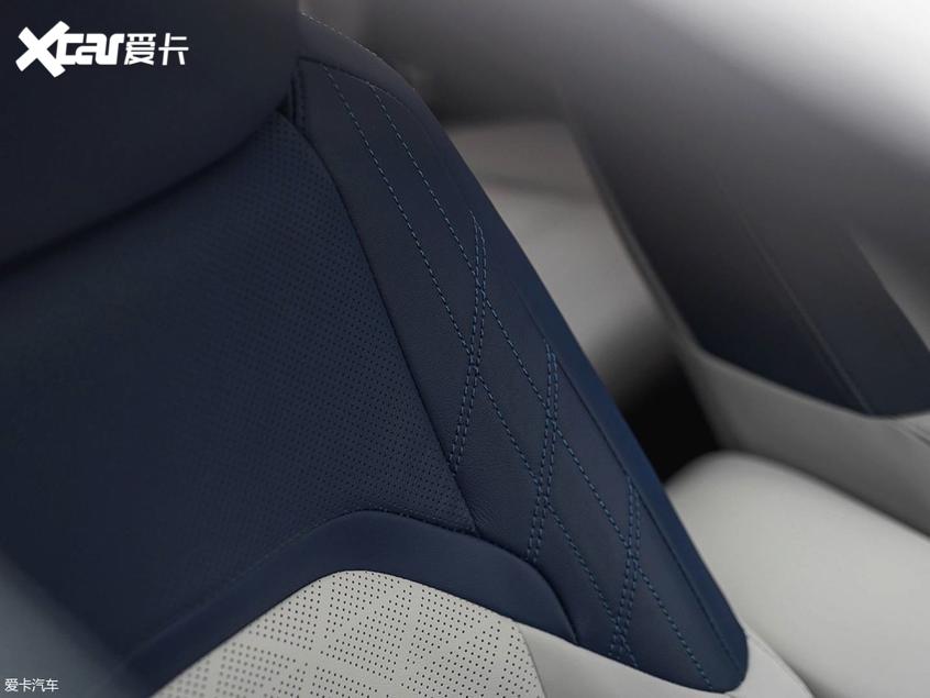 雷克薩斯UX 內飾