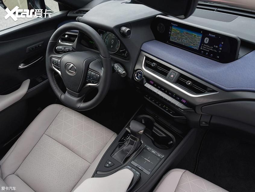 雷克薩斯UX 內飾