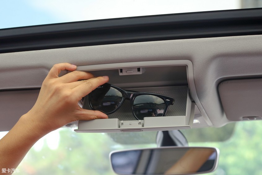 李先生一家體驗途觀L