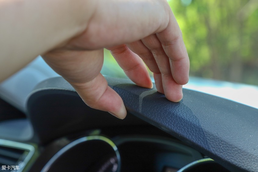 車內體驗——內飾用料