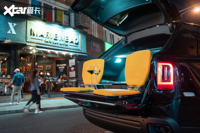 勞斯萊斯Black Badge庫里南