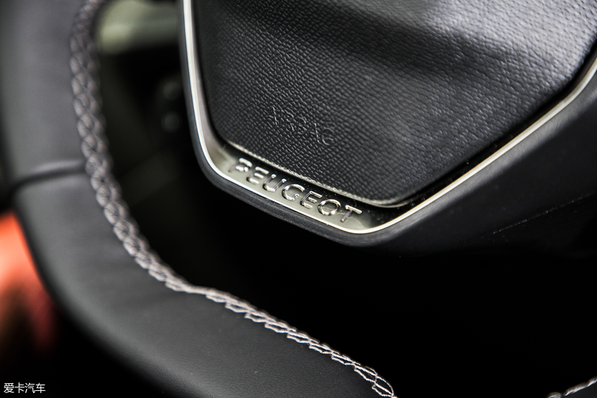 標致508L 內飾圖