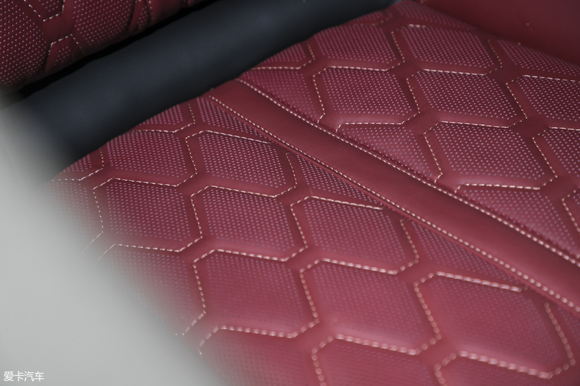 標致508L 內飾圖