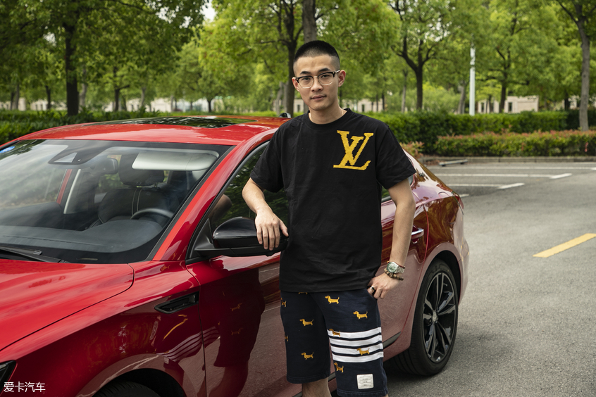 名爵2019款名爵6