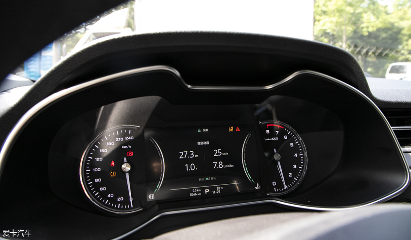 名爵2019款名爵6