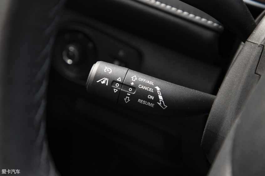 名爵2019款名爵6