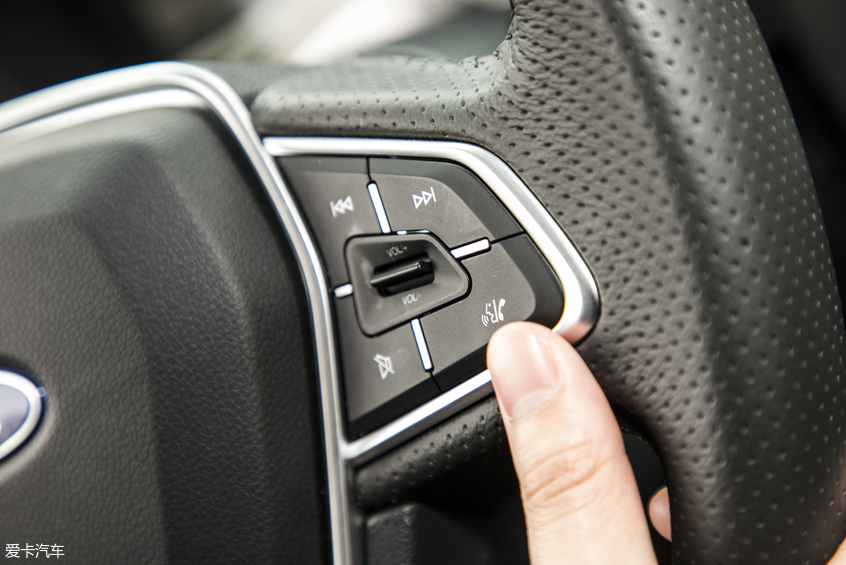 江鈴福特2019款領界