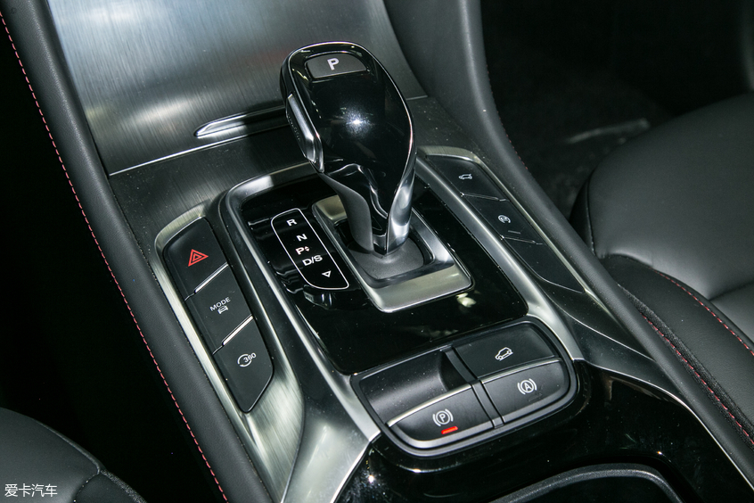 名爵2019款名爵HS