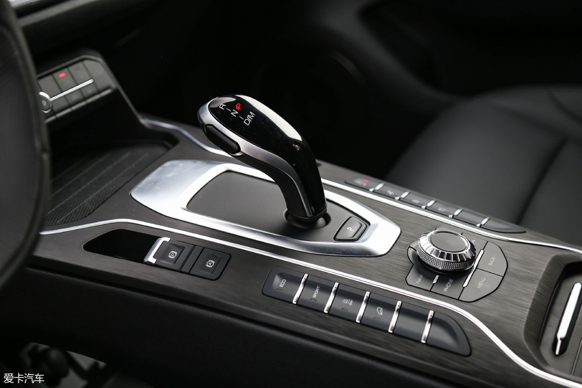 實拍WEY VV5 1.5T兩驅智先鋒版