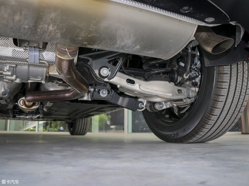 全新攬勝極光動力系統