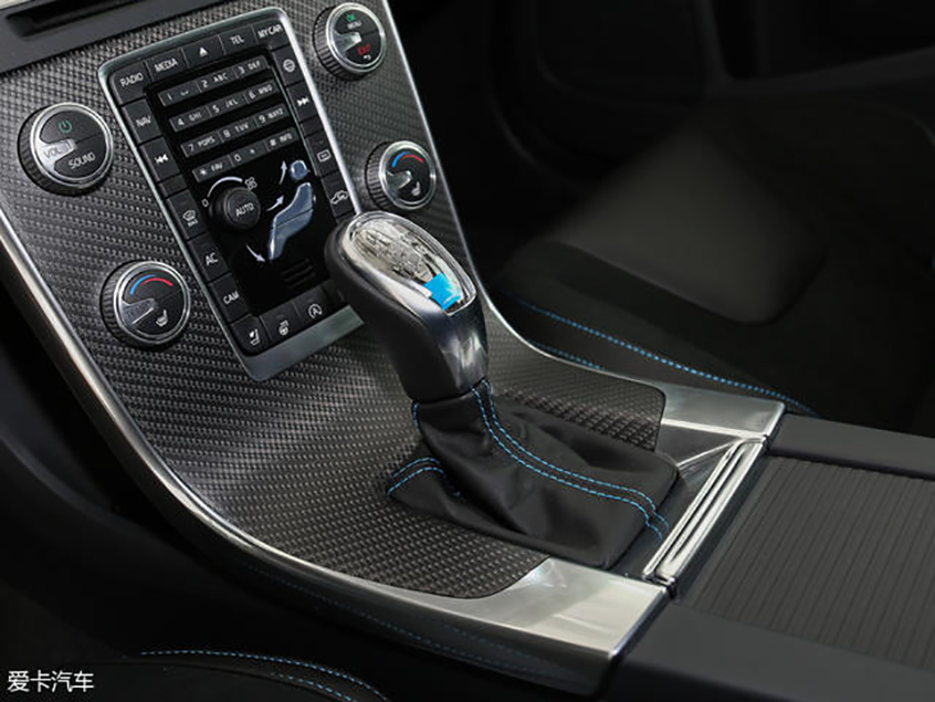 沃尔沃V60 Polestar变速箱挡杆