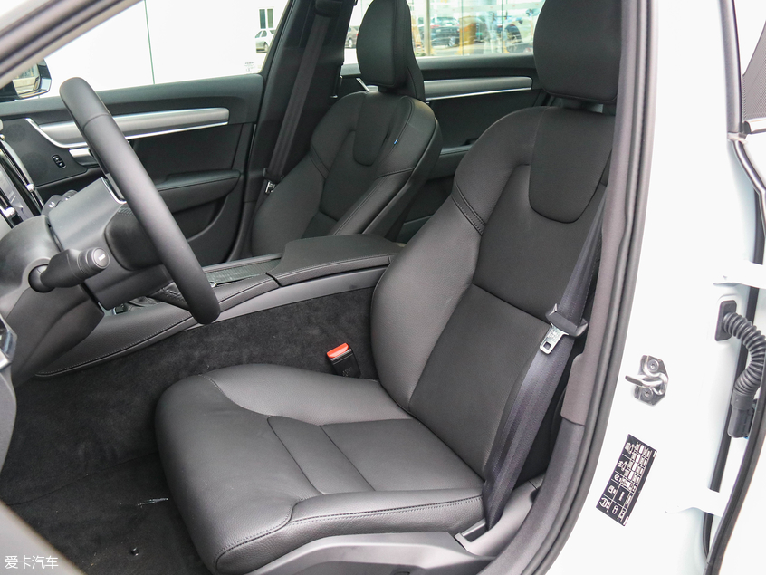 瑞典輕奢風 實拍沃爾沃S90智逸運動版