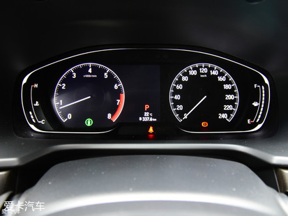 日系三強(qiáng)：雅閣內(nèi)飾